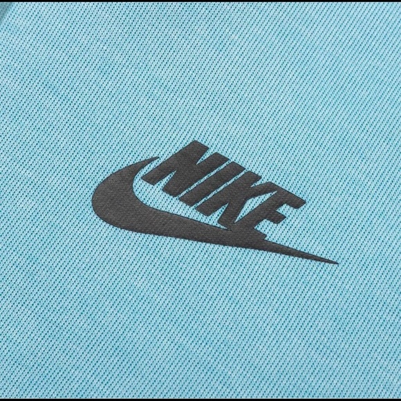 Nike Tech Fleece Washed Full-Zip Hoodie - Picture 4 of 8